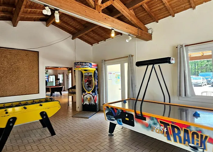 Mh-maufay -- Mobil-home -- Puy Du Fou - 30 Min シャレー