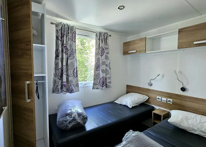 Mh-maufay -- Mobil-home -- Puy Du Fou - 30 Min シャレー